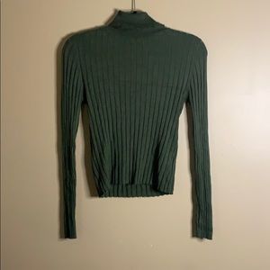 Olive Cropped Turtleneck